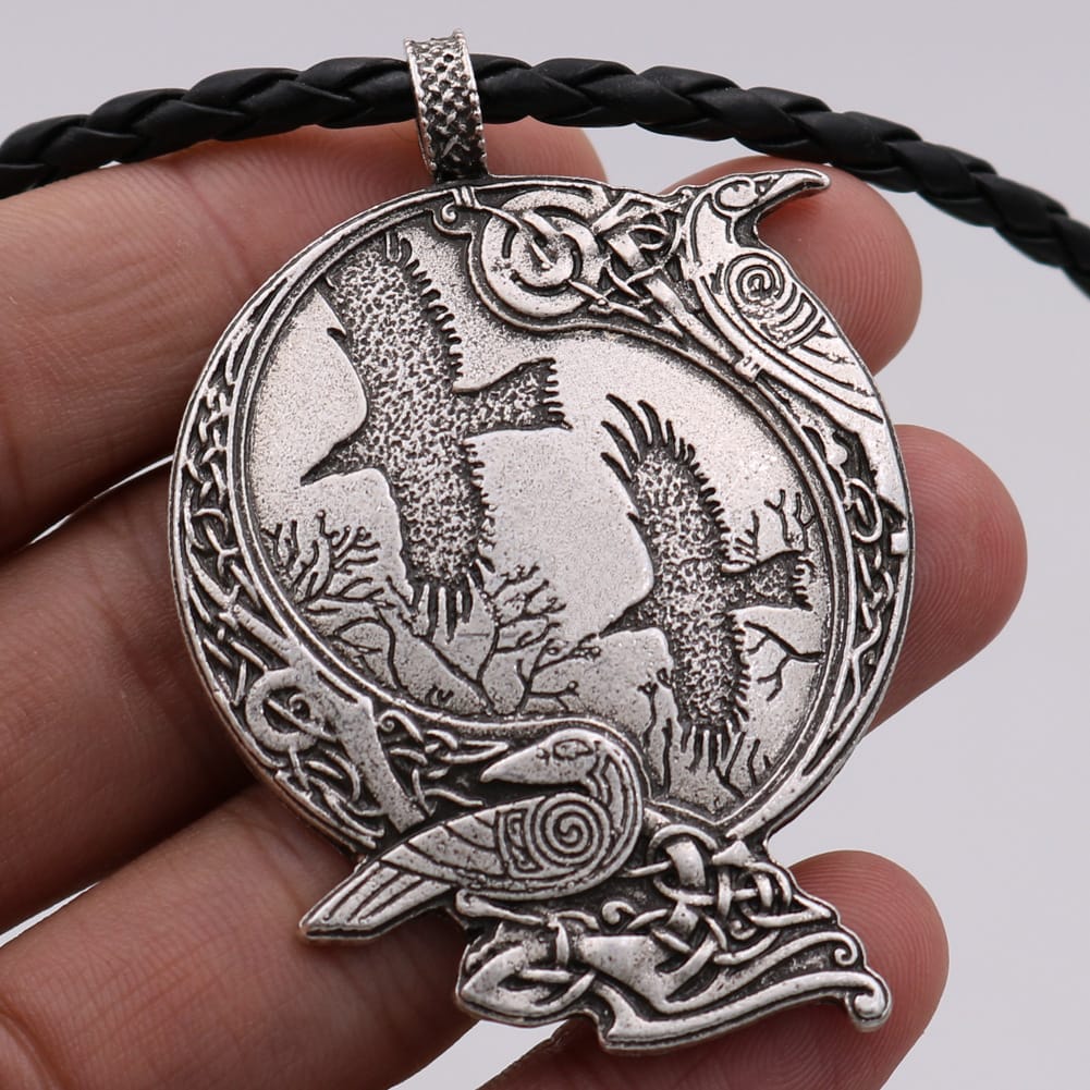 Raven���s Wisdom Celtic Knot Necklace