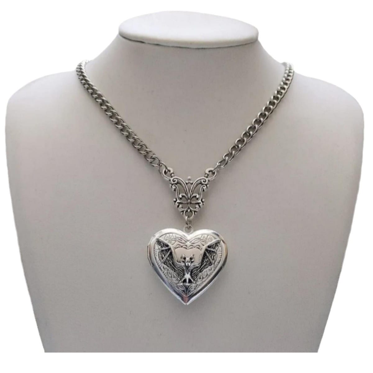 Gothic Vampire Witch���s Heart Locket Necklace