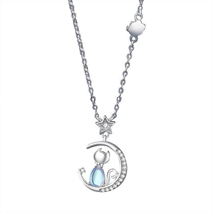 Lunar Familiar���s Starlight Necklace
