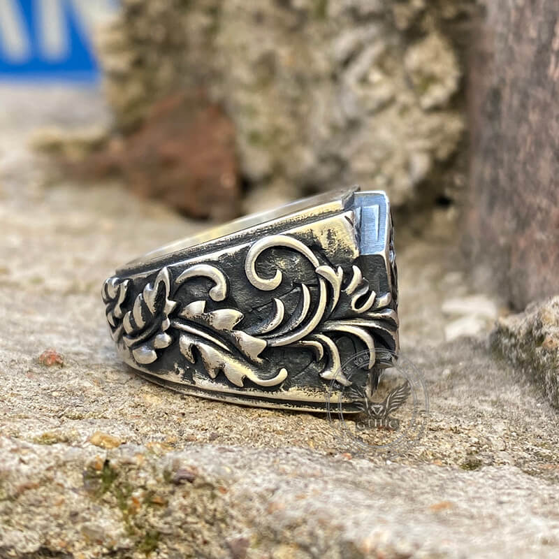 Thor���s Hammer Triquetra Sterling Silver Viking Ring